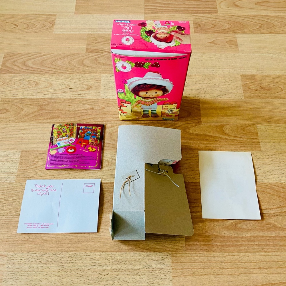 🍓ORIGINAL 1982 STRAWBERRY SHORTCAKE CAFE OLE *COMPLETE BOX SET* - Picture 8 of 8